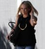 Filename=outbeverlyhills-008.jpg
Filesize=106KB
Dimensions=1032x1120
Date added=Sep 05, 2008 outbeverlyhills-008.jpg