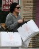 Filename=shopping-006.jpg
Filesize=731KB
Dimensions=1204x1500
Date added=Mar 03, 2008 shopping-006.jpg