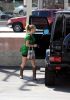 Filename=shopping-015.jpg
Filesize=749KB
Dimensions=1838x2600
Date added=May 08, 2008 shopping-015.jpg